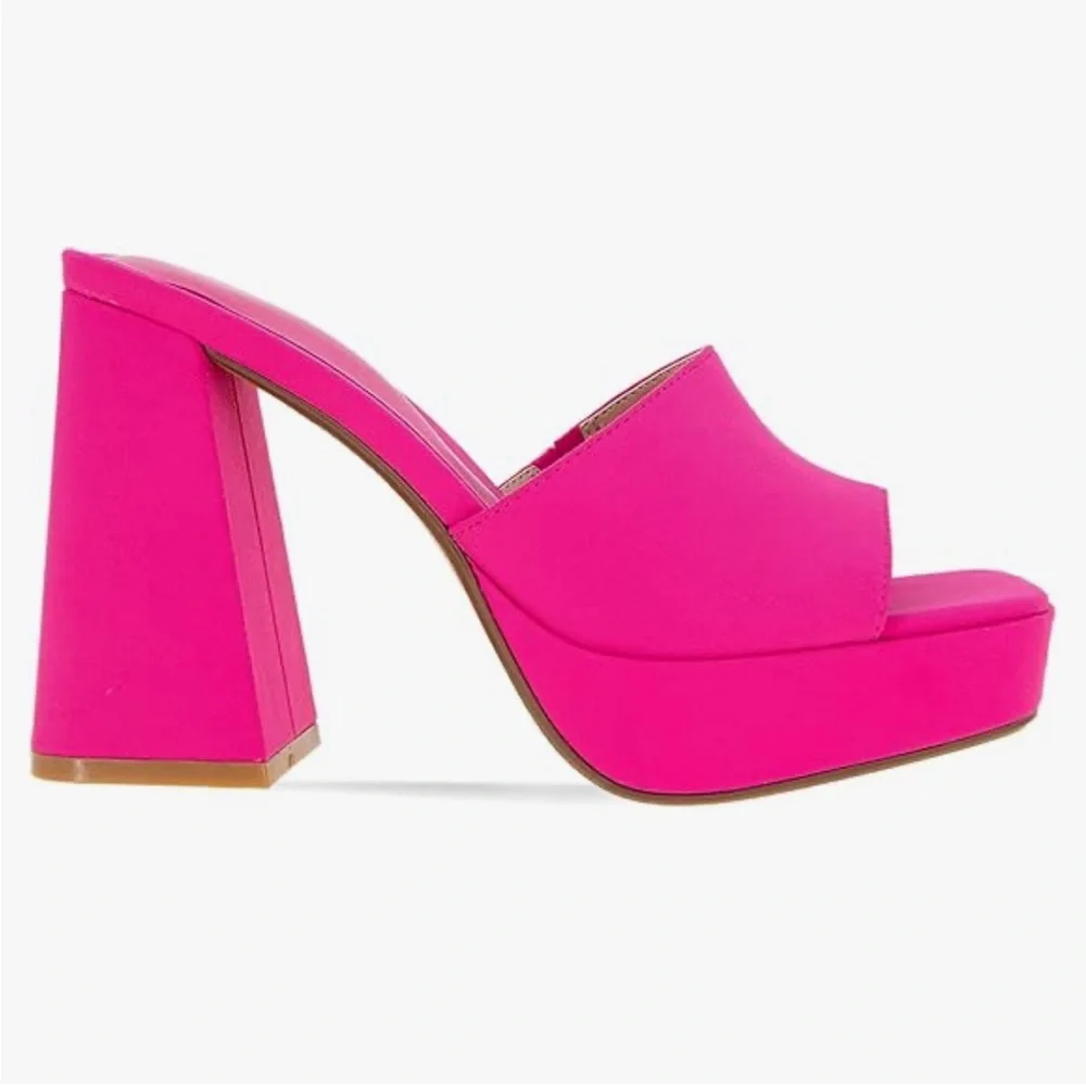 BCBGeneration Galixy Passion Pink Neo Barbie Platform Heeled Mule Sandals